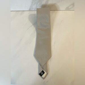 Faconnable textured 100% silk necktie